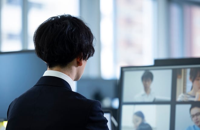 エンゲージメントが下がっている社員のイメージ画像