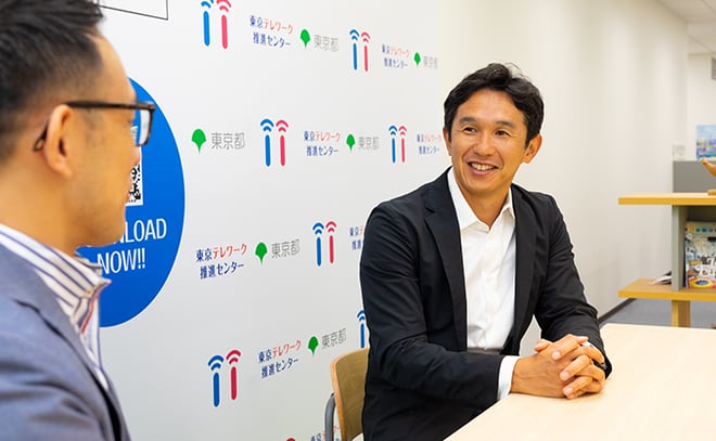 株式会社ブイキューブ　代表取締役社長　間下 直晃