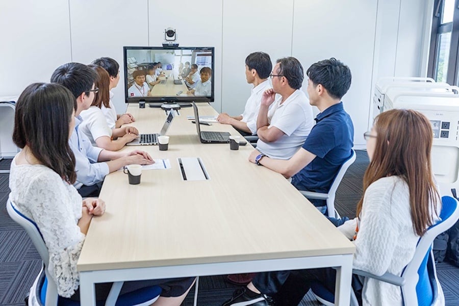 blog_web_conference_camera_03