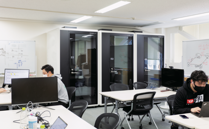 営業活動や採用面接など個人情報を守れる状態でフル活用｜Ubie株式会社