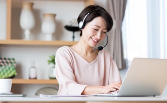 テレワークとはどんな働き方？在宅勤務との違いや導入のポイントを解説
