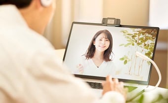 イベント開催前に知っておきたいウェビナーの形式！配信形態とツールのタイプを解説